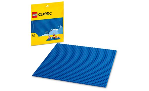 11025 | LEGO® Classic Blue Baseplate Fashion